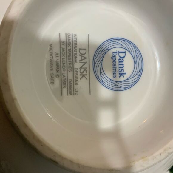 Dansk Tapestries Damask 8”Vegetable Serving Bowl Winter White Larsen G10 - Picture 4 of 5